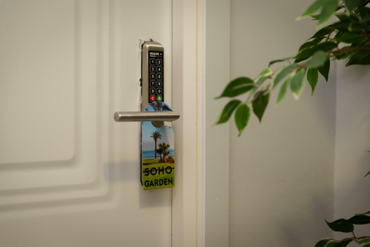 マラガSoho Gardenアパートメント エクステリア 写真